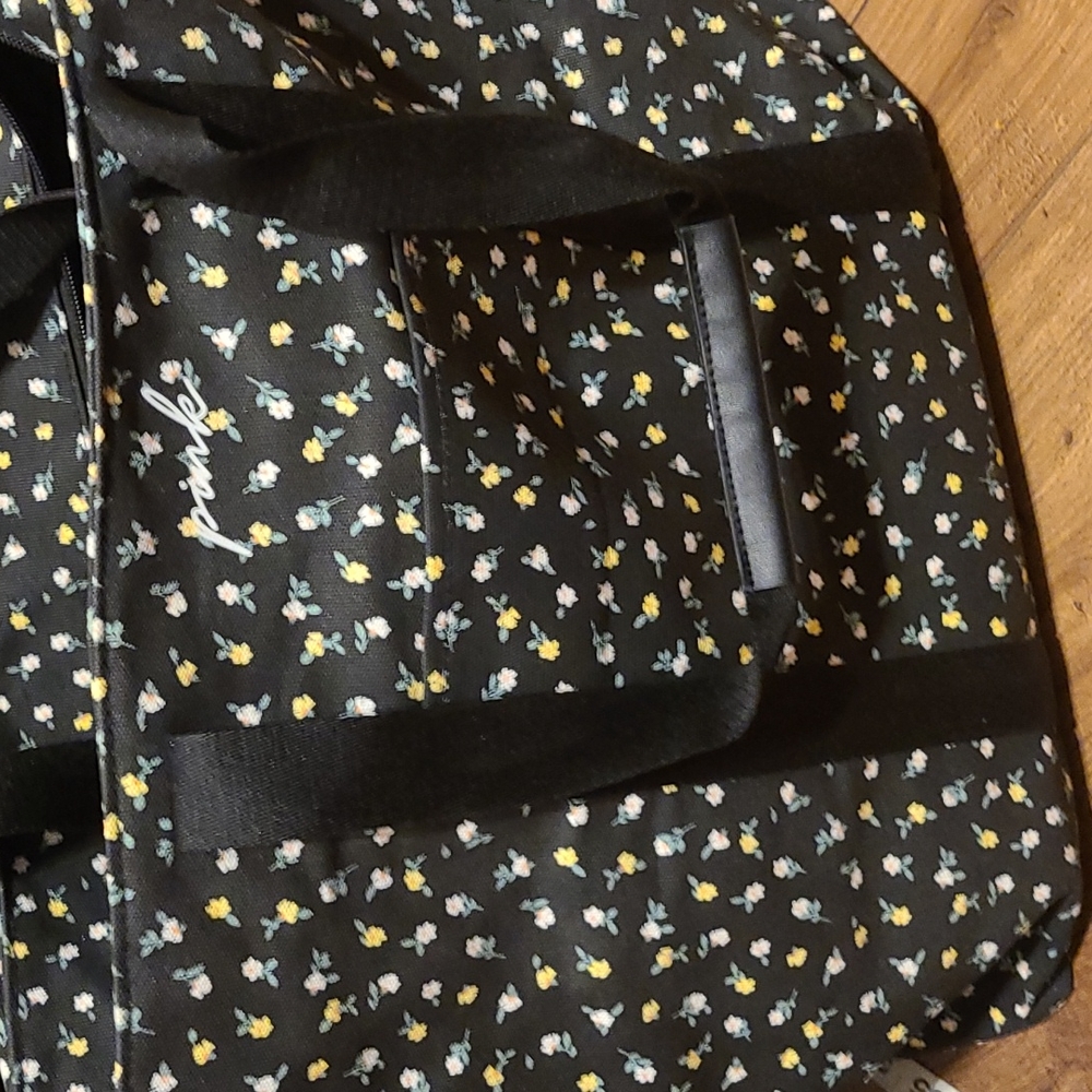 Pink travel Bag/gym Bag/ overnight bag